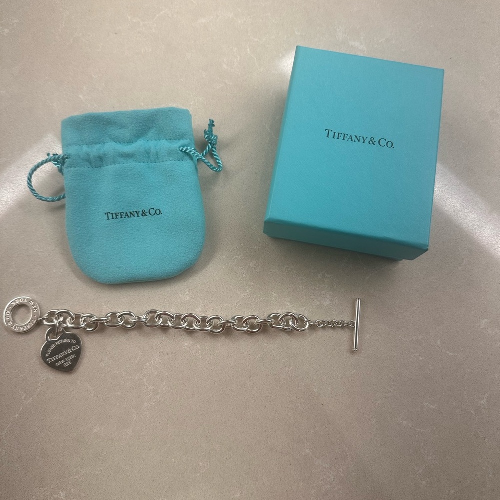 Tiffany & Co. Silver Chain Bracelet with Heart Charm